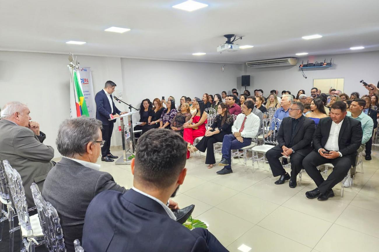 Jucepa completa 148 anos e homenageia servidores e lideranças empresariais