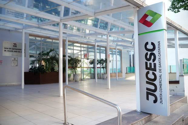 JUCESC lança sistema de abertura de empresas por WhatsApp